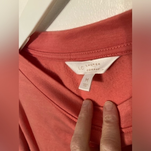 Lauren Conrad long sleeve shirt peach color in size Medium. Excellent condition - Picture 3 of 4